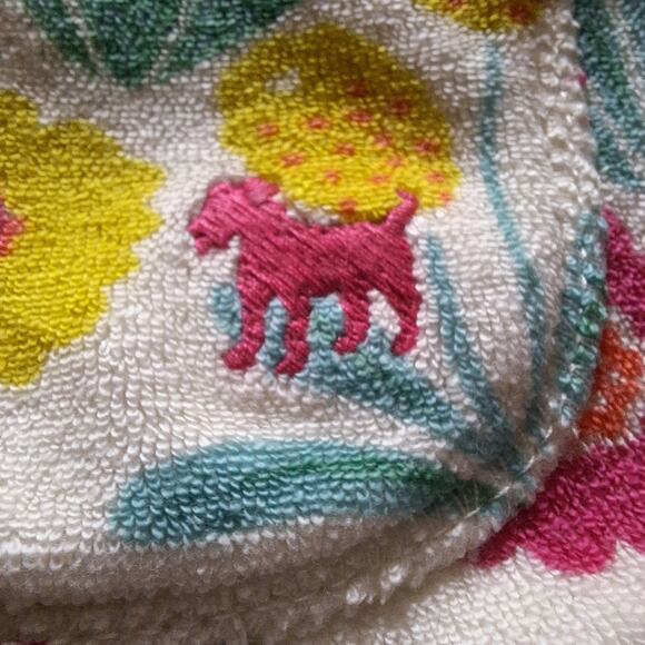 Mini Boden jungle animal print towelling shorts - Picture 7 of 11